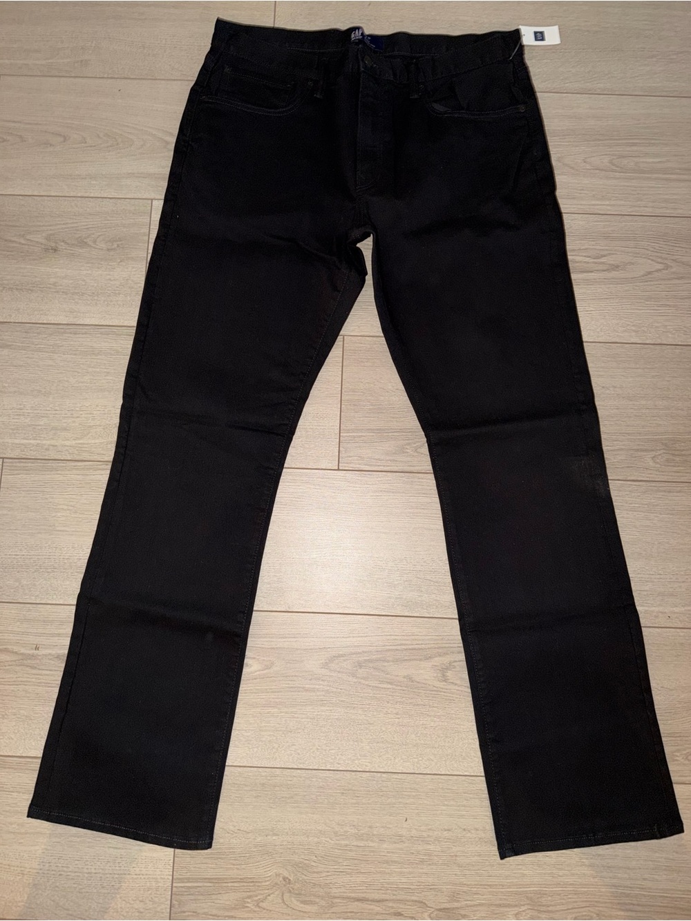 GAP Men's Straight-Leg Black Jeans